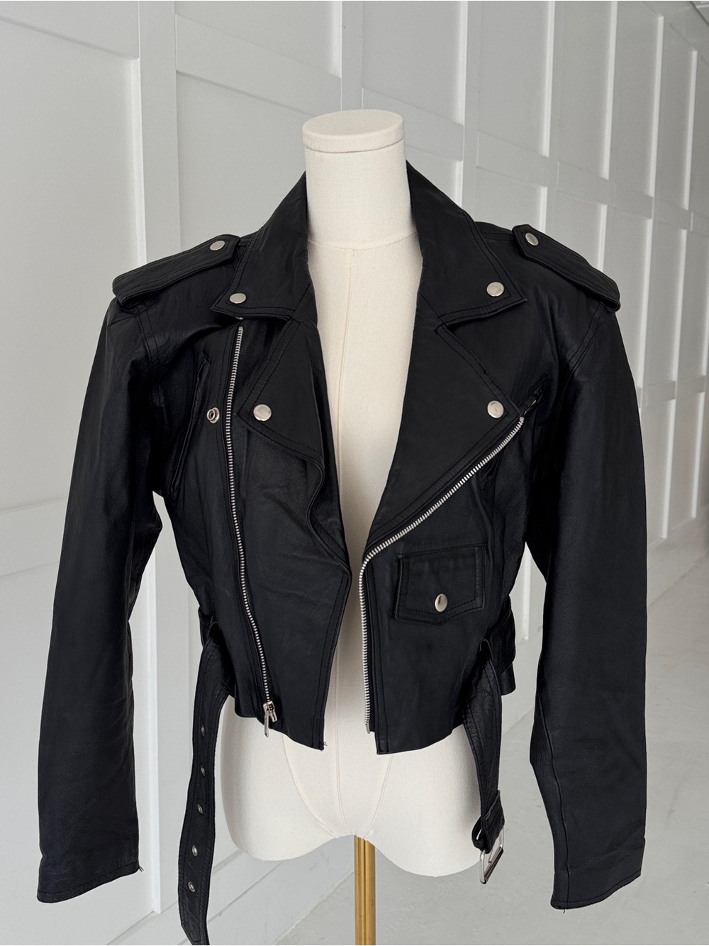 Vintage Wilson’s leather Classic Black Moto motorcycle Jacket with Belt medium - Picture 2 of 13